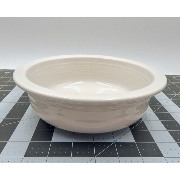 Fiesta White Nappy 8-1/2 Inch Bowl Vegetable Serving Fiestaware HLC USA - Picture 5 of 13